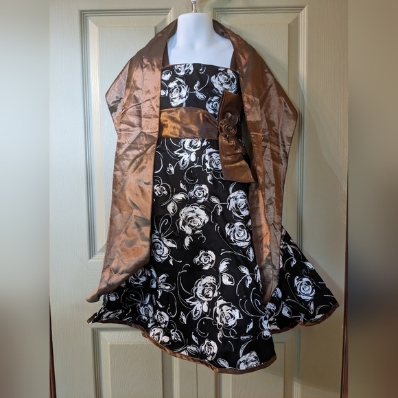 New with Tags Classic Fashion Easter Party Dress, Size 5, B15 - Picture 1 of 2